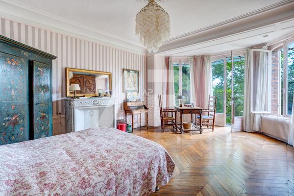 SEVRES RIVE DROITE - APPARTEMENT AVEC JARDIN €845 000 ** - Référence 642-S