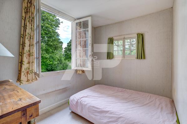 SEVRES RIVE DROITE - APPARTEMENT AVEC JARDIN €845 000 ** - Référence 642-S