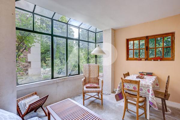 SEVRES RIVE DROITE - APPARTEMENT AVEC JARDIN €845 000 ** - Référence 642-S