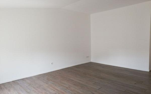Appartement à louer    2 pièces •  Saint-Ambroix