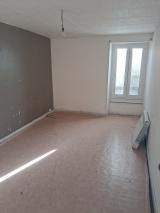 Maison  3 pièce(s)  2 chambre(s)  200 m²