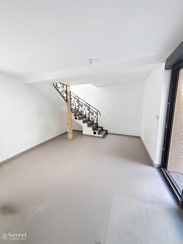 FRANCHEVILLE LE HAUT - Duplex de 74M2 avec 2 terrasses - 2 chambres