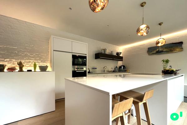 LA MAISON LOFT DANS LES ANCIENNES ÉCURIES – LILLE ESQUERMES