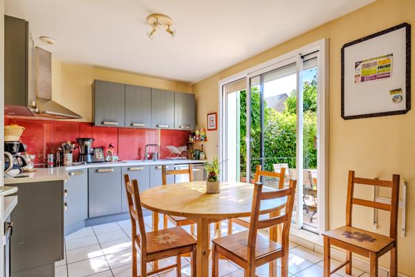 MAISON FAMILIALE - 166 m2 - ELANCOURT Élancourt (78990)