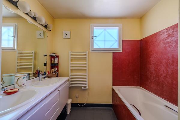 MAISON FAMILIALE - 166 m2 - ELANCOURT Élancourt (78990)