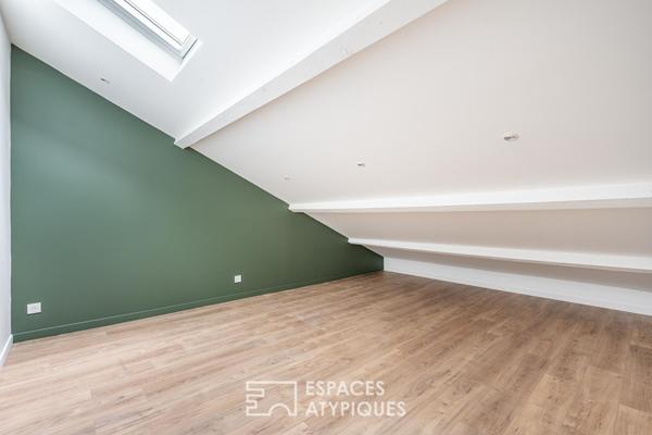 Duplex rénové à Lyon 8e.