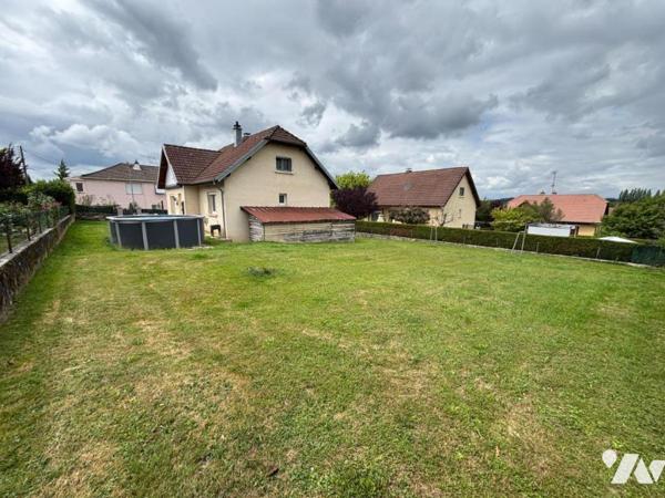 Maison 4 pièces (environ 103 m² habitables) située dans un secteur calme et prisé