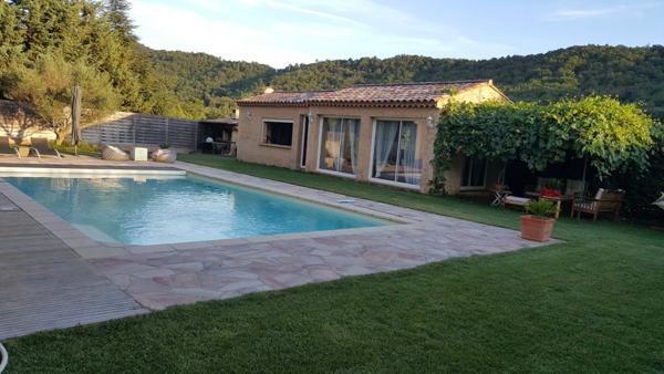 Maison à vendre 9 pièces COLLOBRIERES (83)