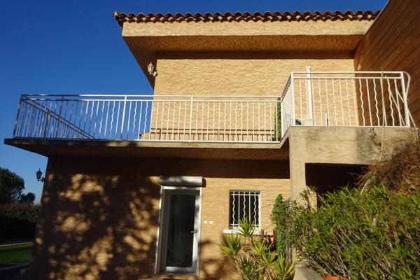 Maison à vendre 9 pièces COLLOBRIERES (83)