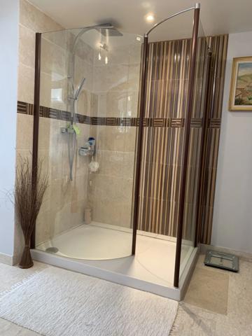 Maison à vendre 9 pièces COLLOBRIERES (83)