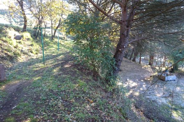 Maison à vendre 9 pièces COLLOBRIERES (83)