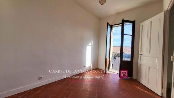 BÉZIERS ? Immeuble avec 3 T2, terrasse et balcons ? Fort potentiel locatif