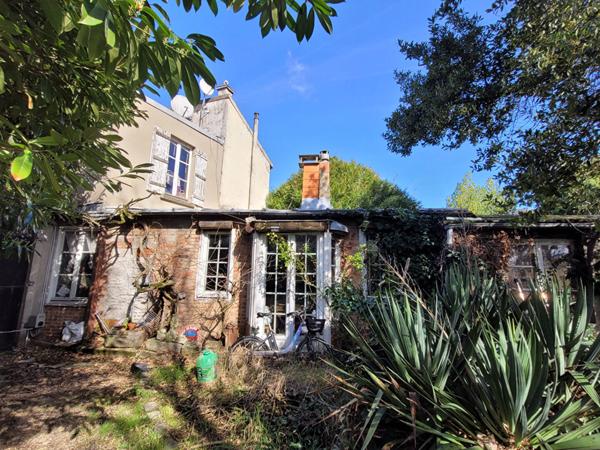 Maison de 139 m²+ local commercial - CENTRE VILLE