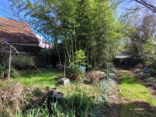 Maison de 139 m²+ local commercial - CENTRE VILLE