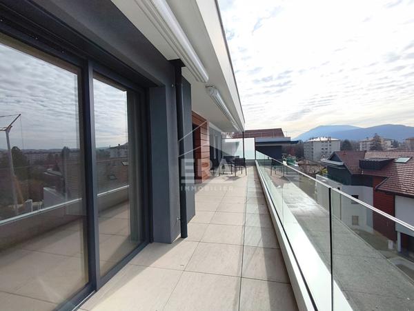 Appartement Annecy 4 pièce(s) 118.99 m2