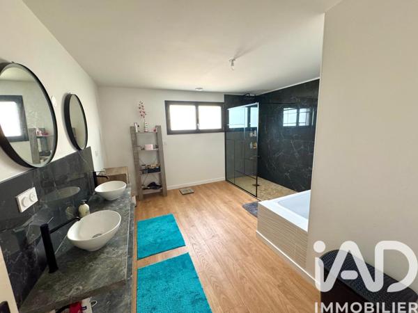 Maison à vendre 4 pièces 150 m² Lanester