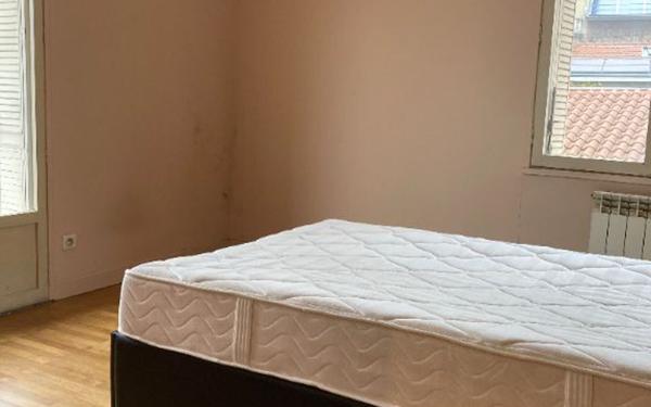 Appartement à louer    2 pièces • 44,60 m2 Caluire-et-Cuire