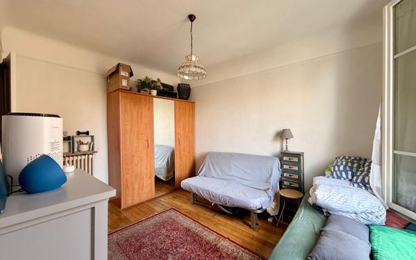 Appartement à vendre    1 pièce • 21,72 m2 Montrouge