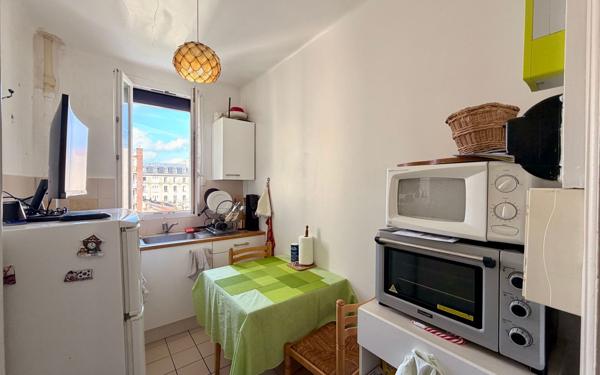 Appartement à vendre    1 pièce • 21,72 m2 Montrouge