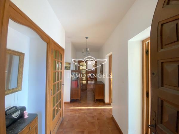 PIGNAN, DANS ENVIRONNEMENT PAISIBLE MAISON D’ARCHITECTE MODULABLE DE 210 m²