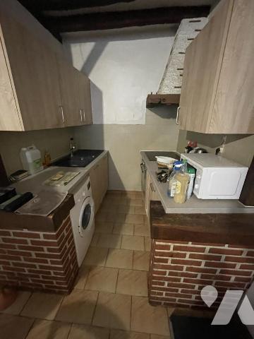 MAISON de bourg de 44m² avec jardin non attenant au coeur de BEAUMONT SUR SARTHE