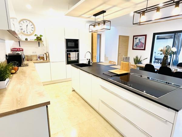 Fabrègues (34690) Villa familiale contemporaine – 160 m² – Fabrègues (34690)