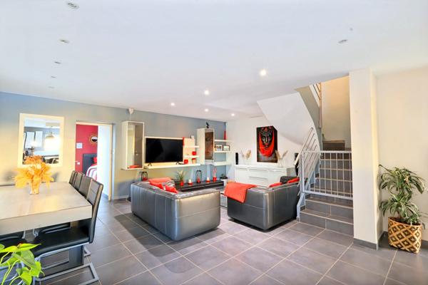 VILLA T5 CONTEMPORAINE AVEC PISCINE LUNEL NORD