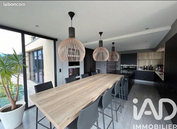 Maison à vendre 8 pièces 220 m² Saint-Renan
