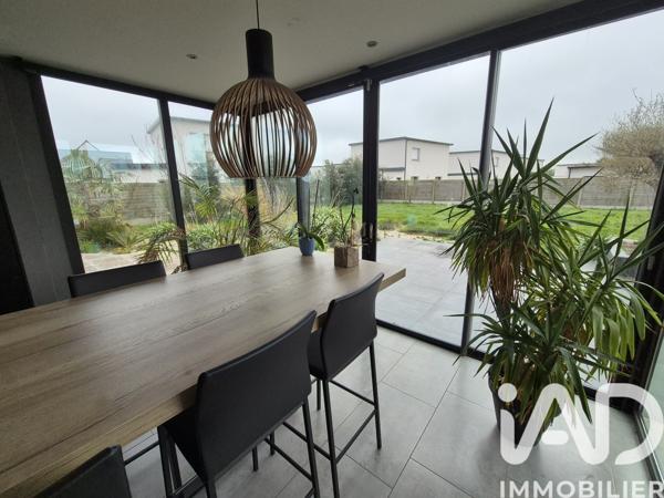 Maison à vendre 8 pièces 220 m² Saint-Renan