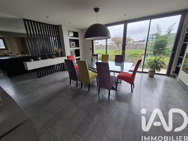 Maison à vendre 8 pièces 220 m² Saint-Renan