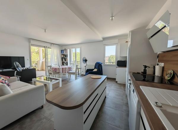 Appartement La Crau 4 pièce(s) 70 m ²