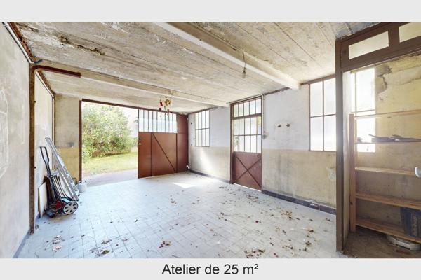 Maison
         7 pièces
        - 160 m² Bien prestige 799 000 € *
