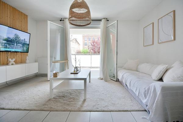 Appartement Venissieux 3 pièce(s) 64 m2