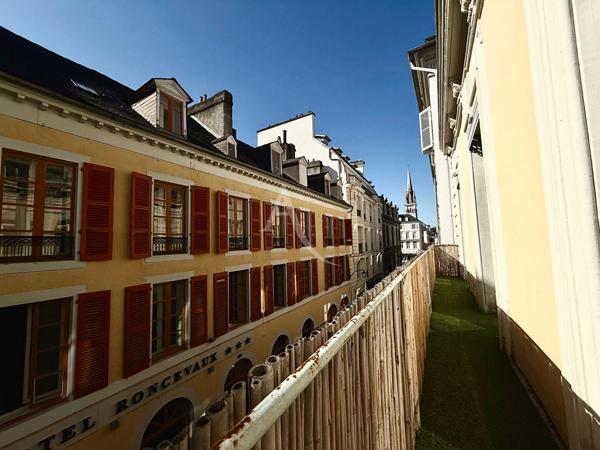 Appartement Pau 3 pièce(s) et caves