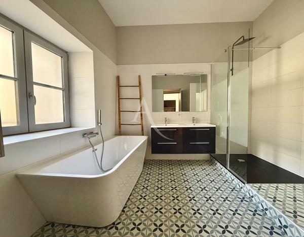 Appartement Pau 3 pièce(s) et caves