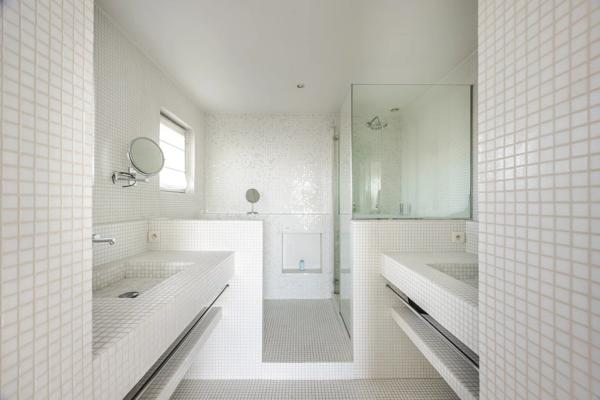 Vente                                                      Villa
                        
                     6 pièces                      200 m2                     à Bidart