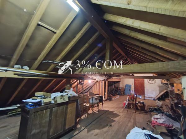 Maison
                                                                                                                                                                                                                                                                                                                        7 pièce(s)                                                                                                                                                                                                          5 chambre(s)                                                                                                                                                                                                          153  m²
