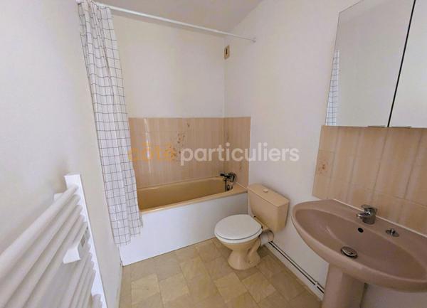 Vente
                Appartement26,68 m² - 1 Pièce -
                    POITIERS (86000)