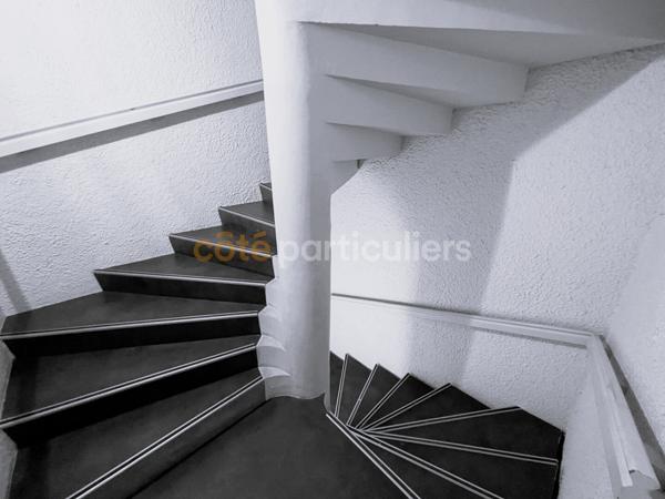 Vente
                Appartement26,68 m² - 1 Pièce -
                    POITIERS (86000)