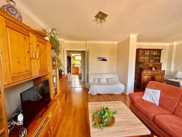 🏡 T4 lumineux avec balcon et garage sécurisé à deux pas du centre de Chambéry