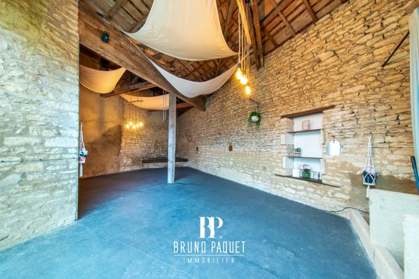 Maison - NEUVILLE DE POITOU