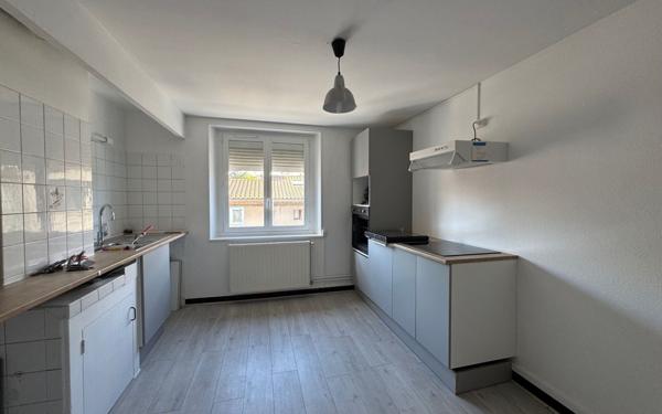 Appartement à louer    2 pièces • 73 m2 Mazamet