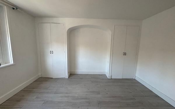 Appartement à louer    2 pièces • 73 m2 Mazamet
