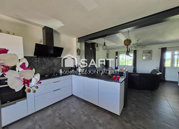 MAISON 3 CHAMBRES - GARAGES