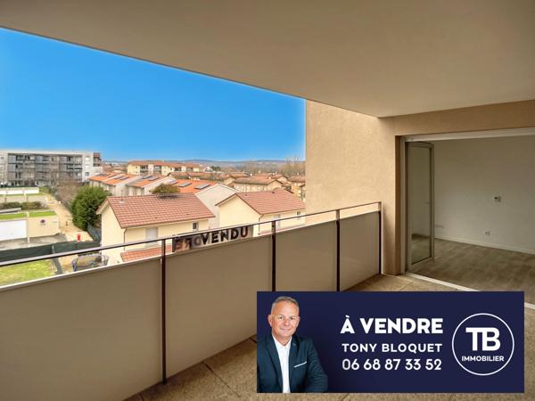 Bourgoin-Jallieu (38300) BOURGOIN-JALLIEU - T2 AVEC TERRASSE ET GARAGE FERME