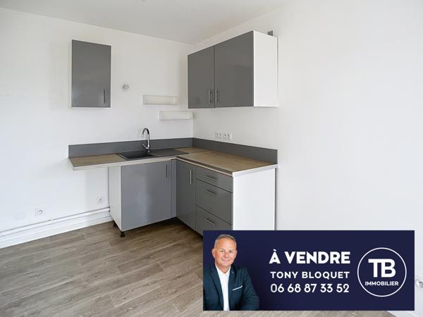 Bourgoin-Jallieu (38300) BOURGOIN-JALLIEU - T2 AVEC TERRASSE ET GARAGE FERME