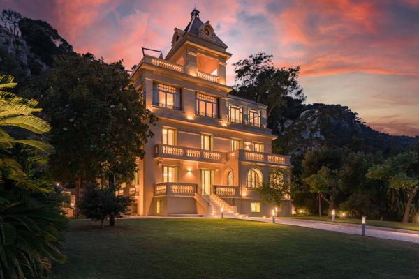 Maison à vendre  6 pièces - 643 m2 VILLEFRANCHE SUR MER - 06