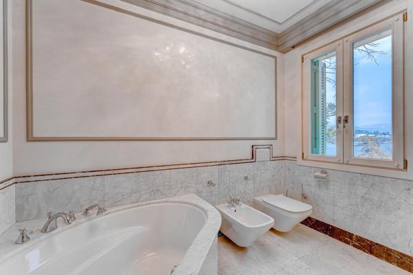 Maison à vendre  6 pièces - 643 m2 VILLEFRANCHE SUR MER - 06