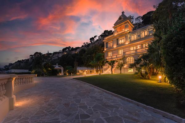 Maison à vendre  6 pièces - 643 m2 VILLEFRANCHE SUR MER - 06