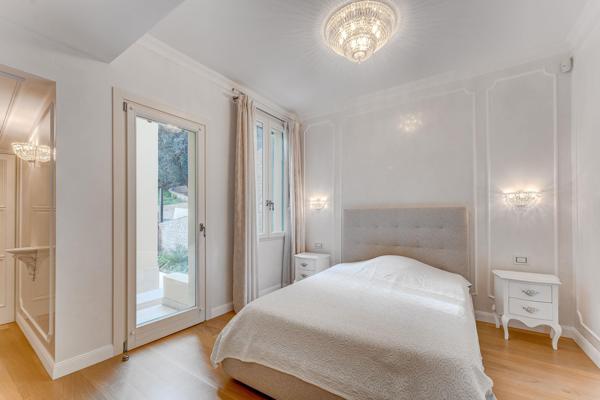 Maison à vendre  6 pièces - 643 m2 VILLEFRANCHE SUR MER - 06